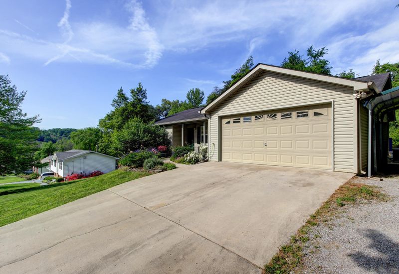 3433 Happy Acres Rd, Knoxville, TN 37918