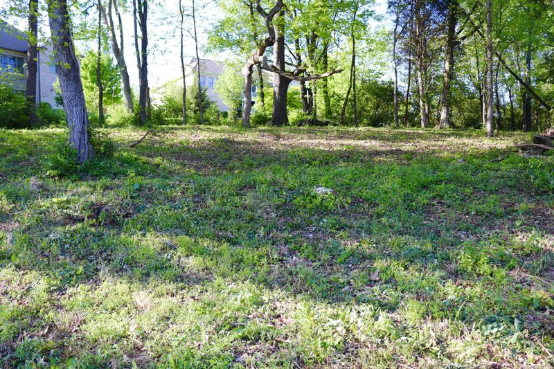 125 Kimerson Ct, Lenoir City, TN 37772