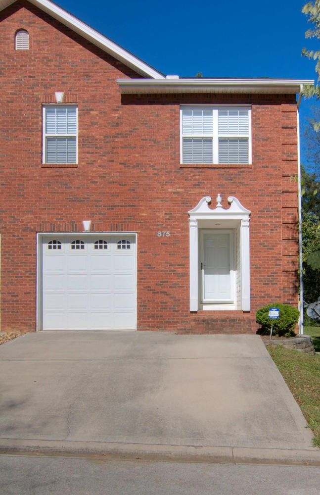 875 Blue Spruce Way, Knoxville, TN 37912