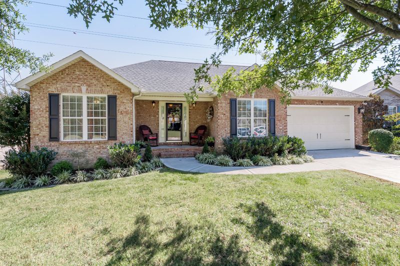 2525 Pendelton Dr, Knoxville, TN 37924