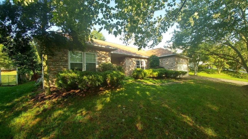 1411 Oak Haven Rd, Knoxville, TN 37932