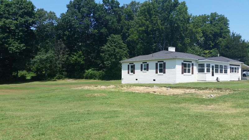 135 Stevie Ln, Knoxville, TN 37924