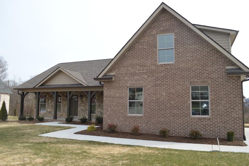 4500 Mount Mabry Ln, Knoxville, TN 37938
