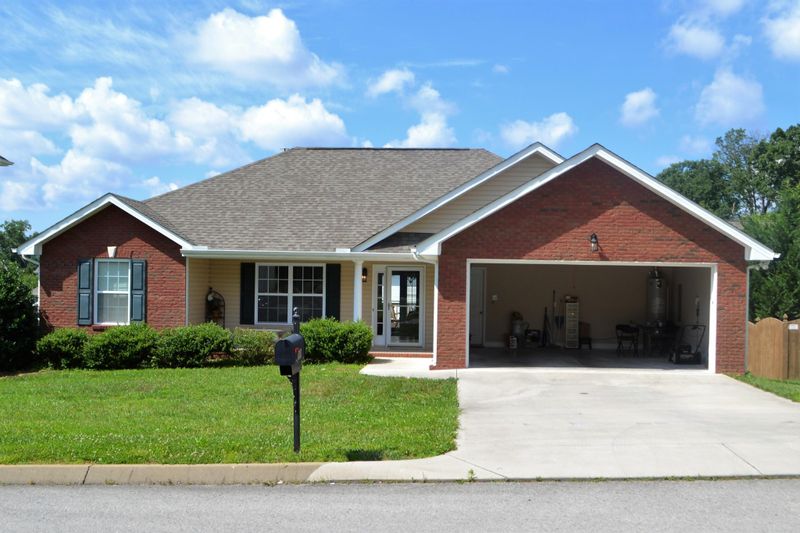 4347 Edenfield Dr, Knoxville, TN 37938