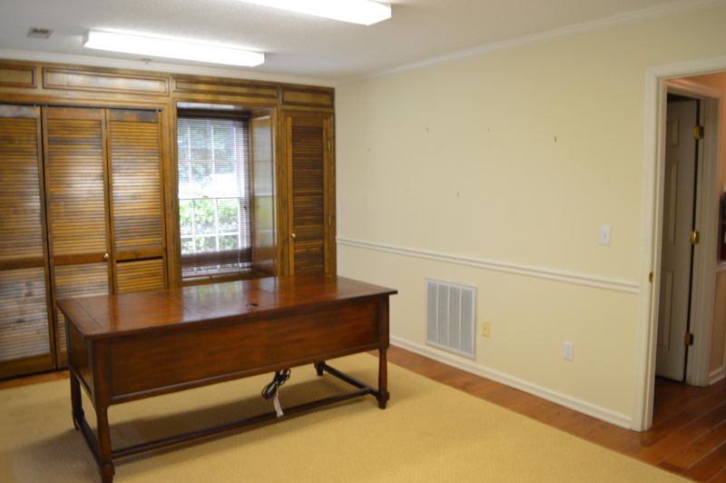 305 Ebenezer Rd, Knoxville, TN 37923