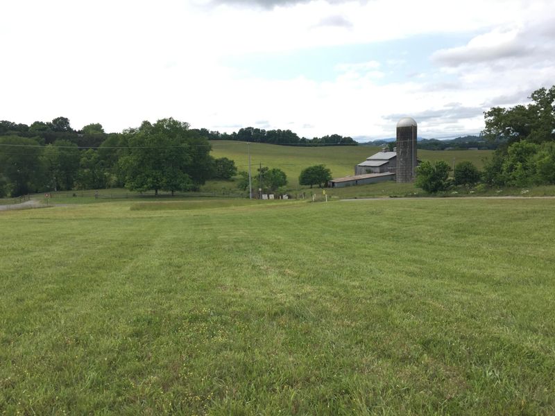 3 Rosewood Dr, Sevierville, TN 37876