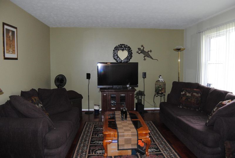 5912 Meadowland Dr, Knoxville, TN 37924