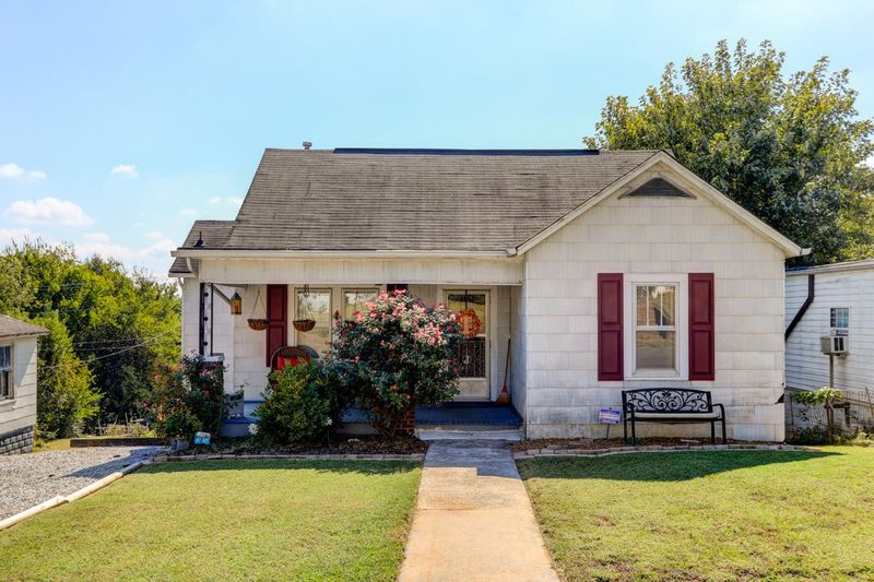 504 W Second, Lenoir City, TN 37771