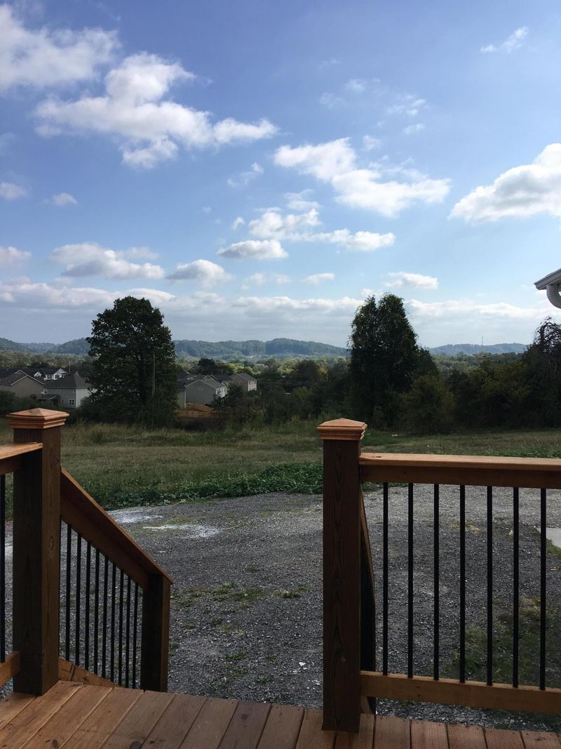 9106 Old Cobbs Ferry Rd, Knoxville, TN 37931
