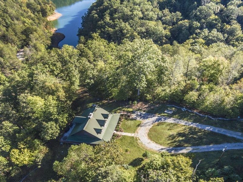 338 Dark Hollow Rd, Andersonville, TN 37705