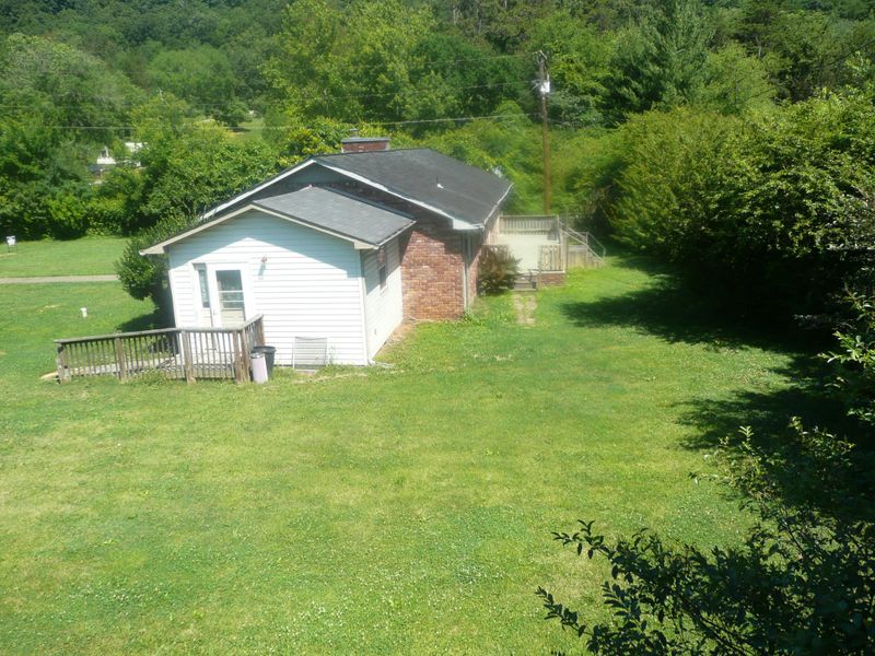 4521 Tompkins Valley Way, Knoxville, TN 37918