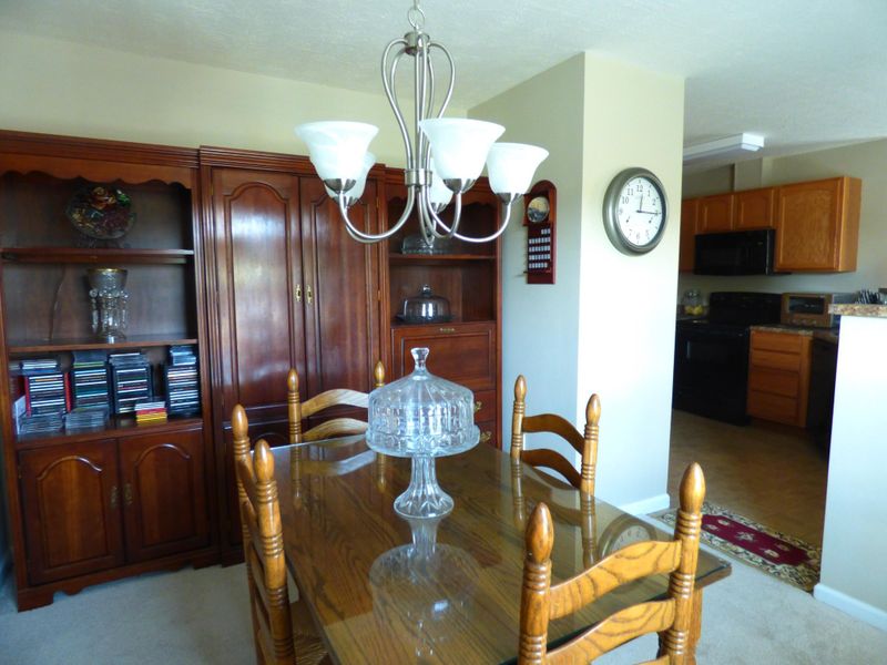 1206 Quiet Brook Ln, Knoxville, TN 37914