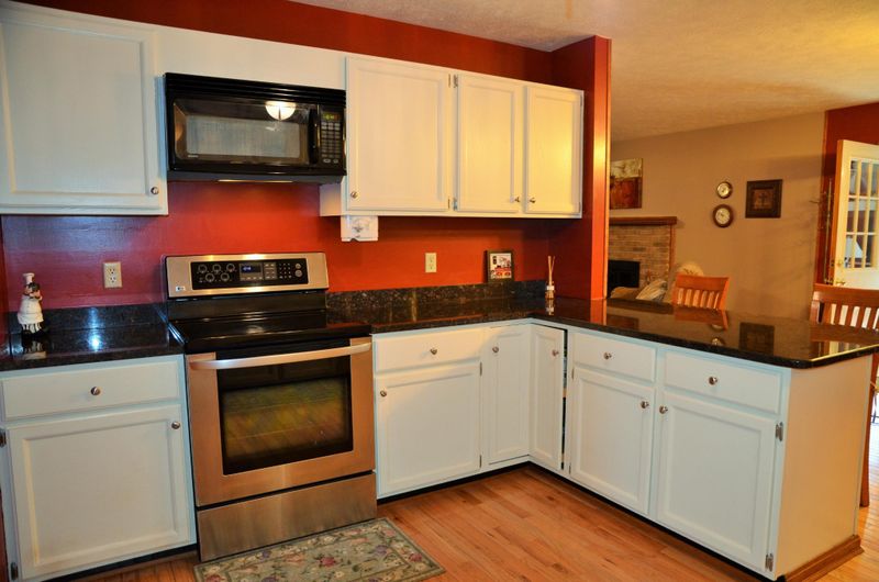 7041 Regency Rd, Knoxville, TN 37931