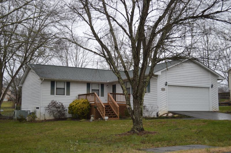 7525 Inverrary Cir, Knoxville, TN 37918