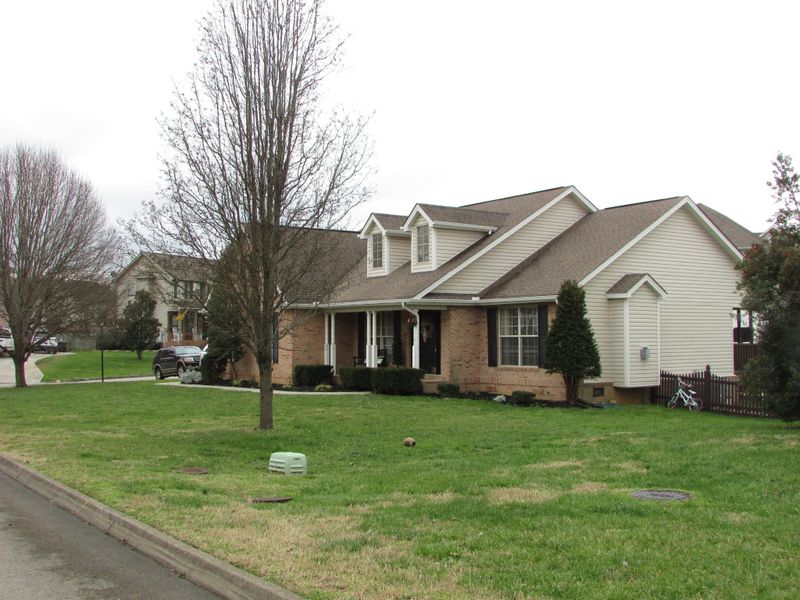 5133 Tropicana Dr #3, Knoxville, TN 37918