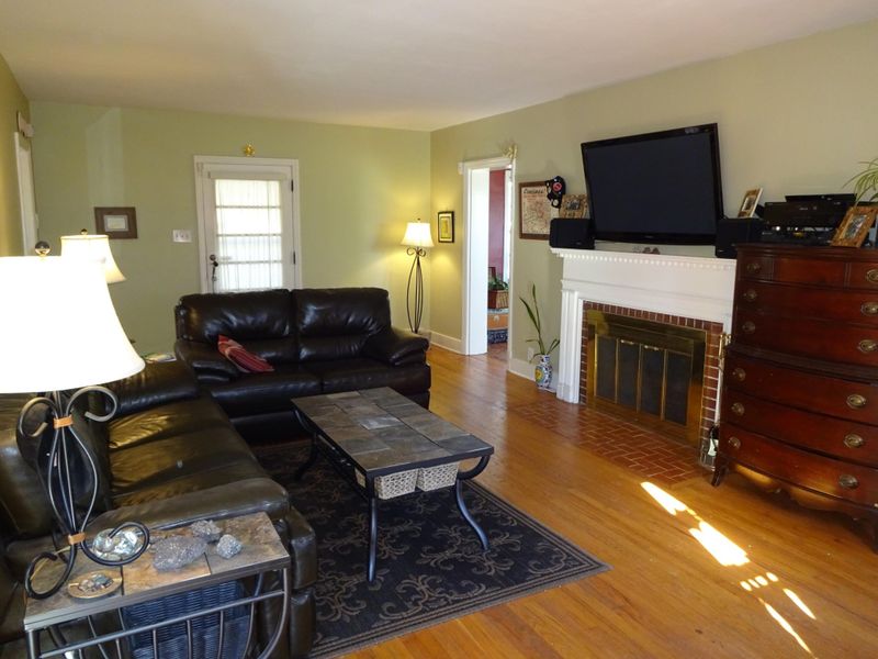 5329 Pinecrest Rd, Knoxville, TN 37912