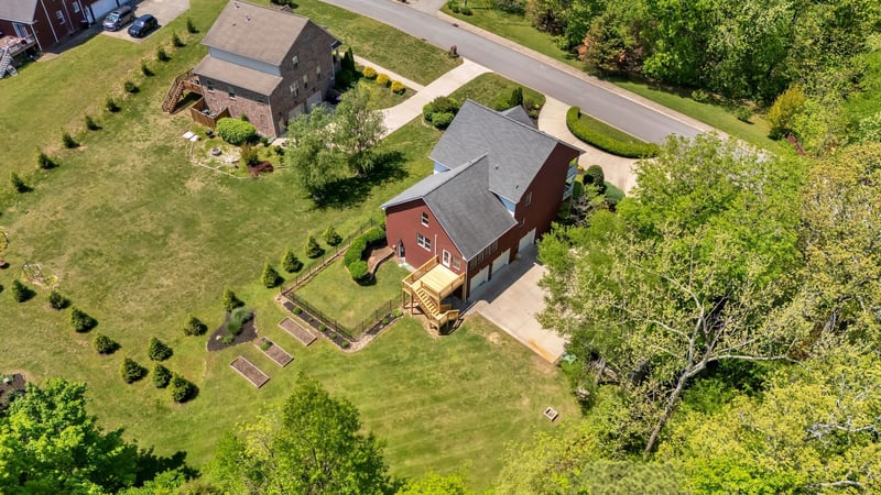 1012 Carrs Creek Blvd, Greenbrier, TN 37073