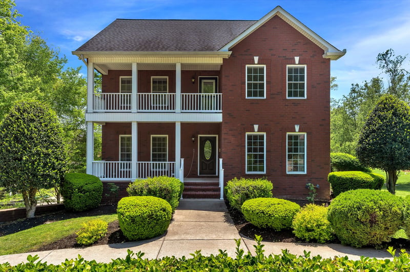 1012 Carrs Creek Blvd, Greenbrier, TN 37073