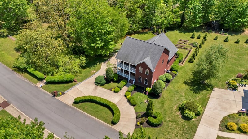 1012 Carrs Creek Blvd, Greenbrier, TN 37073