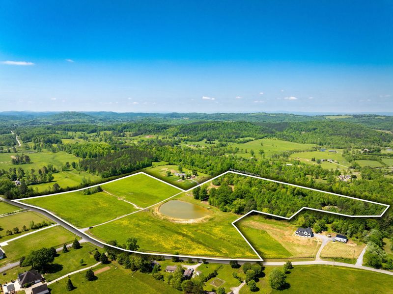6841 Salem Valley Rd, Ringgold, GA 30736