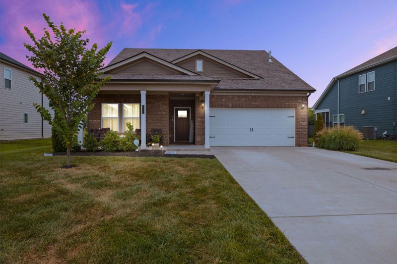 6122 Gladstone Ln, Rockvale, TN 37153