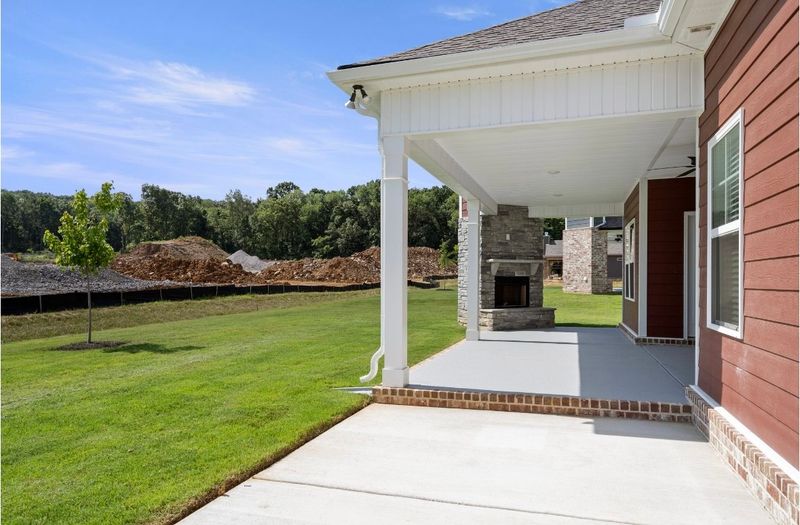 2630 Unitas Dr E, Murfreesboro, TN 37129