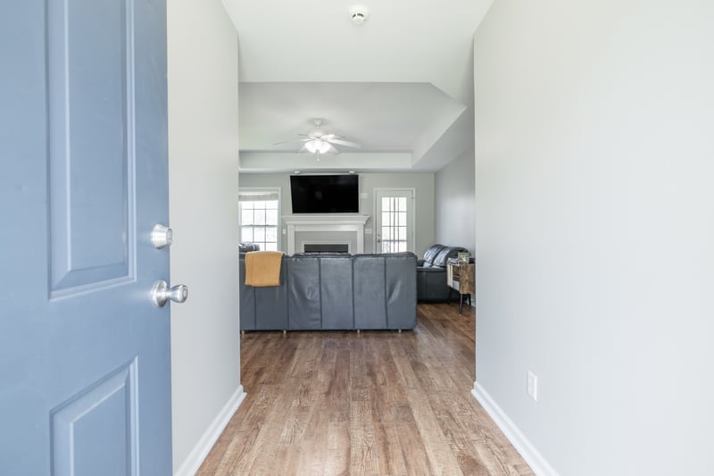 111 Riverbend Dr, Pegram, TN 37143
