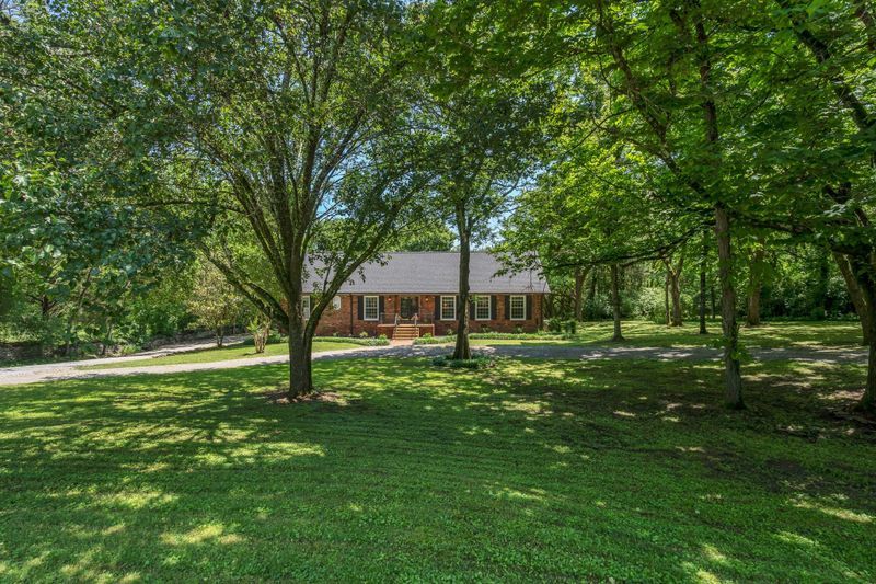 1001 Dickinson Ln, Franklin, TN 37069