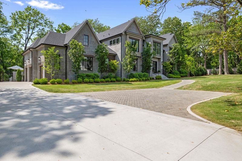 712 Sills Ct, Nashville, TN 37220