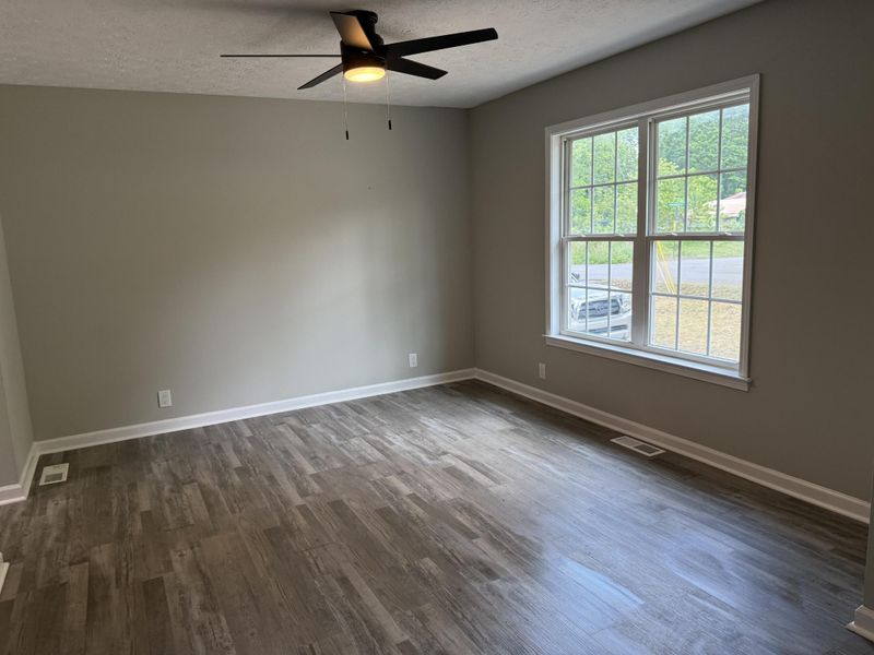 705 Bomar St, La Fayette, GA 30728