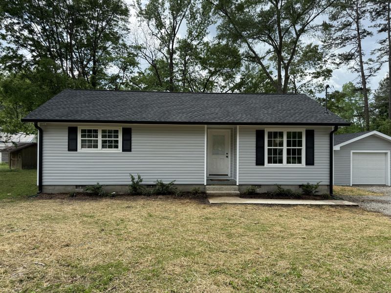 705 Bomar St, La Fayette, GA 30728