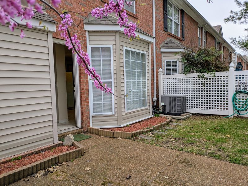 124 Stanton Hall Ln, Franklin, TN 37069