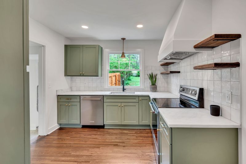 110 S Graycroft Ave, Madison, TN 37115