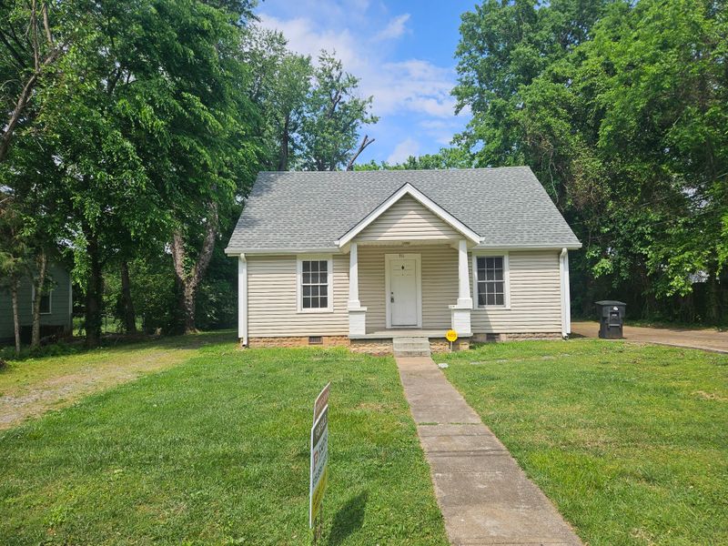 911 Leaf Ave, Murfreesboro, TN 37130