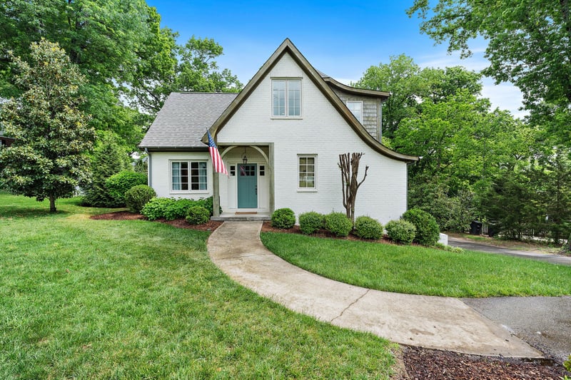 4320 Sunnybrook Dr, Nashville, TN 37205
