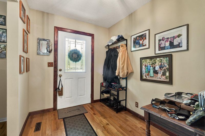 423 Hasty Dr, Tunnel Hill, GA 30755