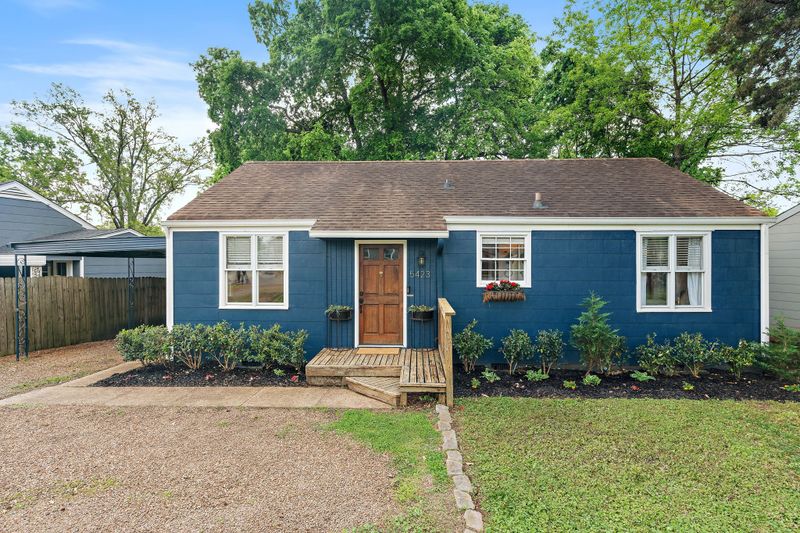 5423 Knob Rd, Nashville, TN 37209