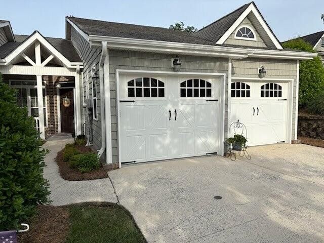 105 Hillhouse Ln, Ringgold, GA 30736