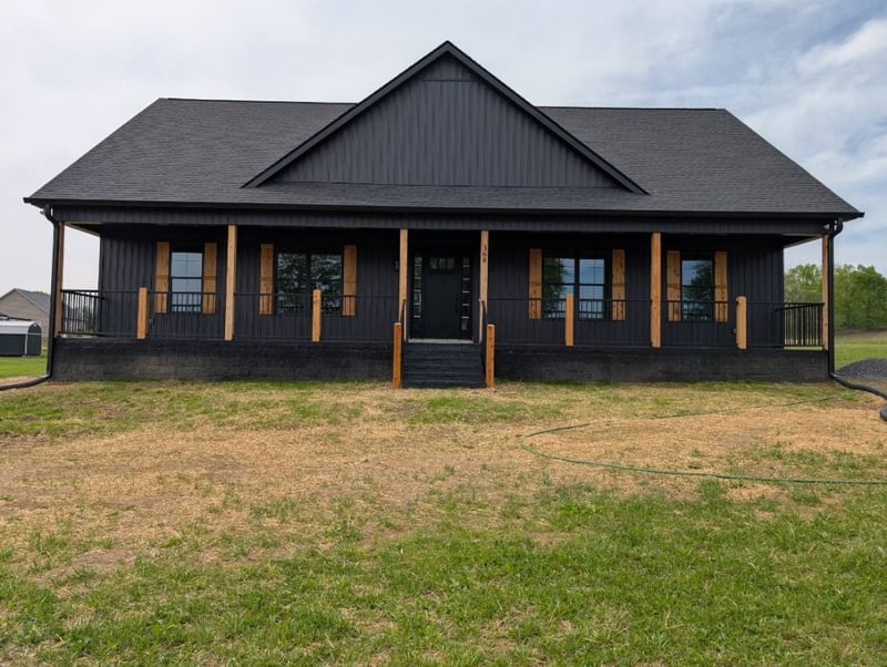 368 Clyde Wix Rd, Westmoreland, TN 37186
