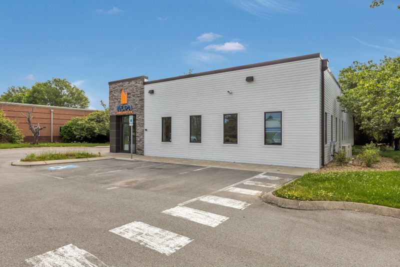 266 Seaboard Ln, Franklin, TN 37067