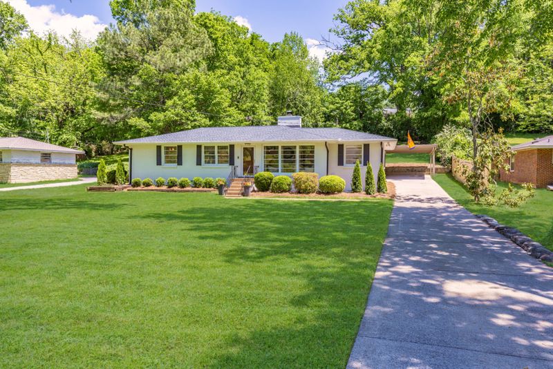 4920 Briarwood Dr, Nashville, TN 37211