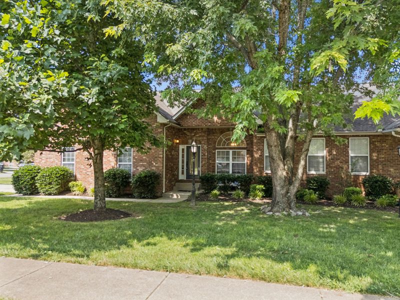 2414 Keegan Dr, Murfreesboro, TN 37130