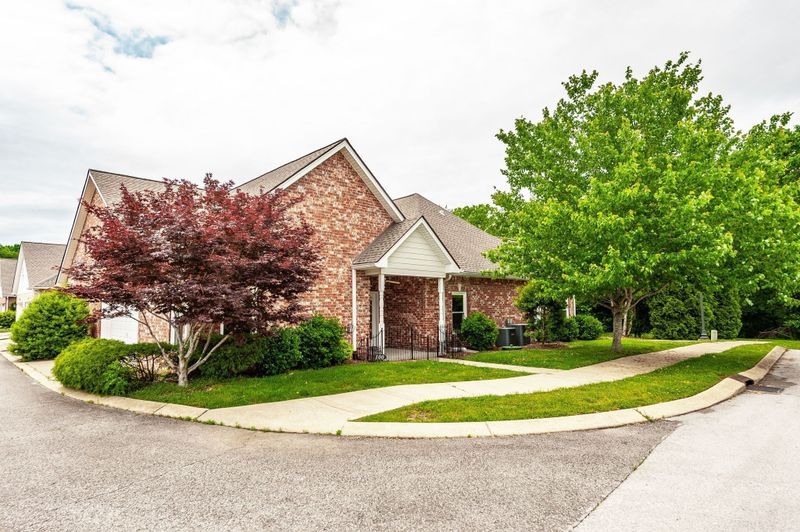 100 Shore Dr, White House, TN 37188