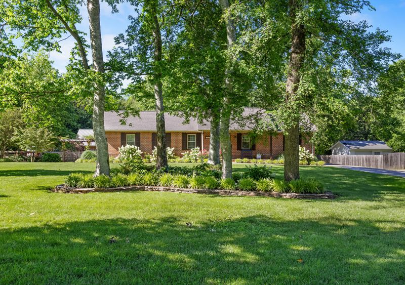 346 Lynnford Dr, Murfreesboro, TN 37128