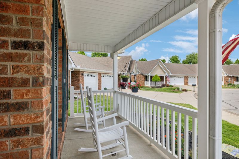 602 Village Green Cir, Murfreesboro, TN 37128
