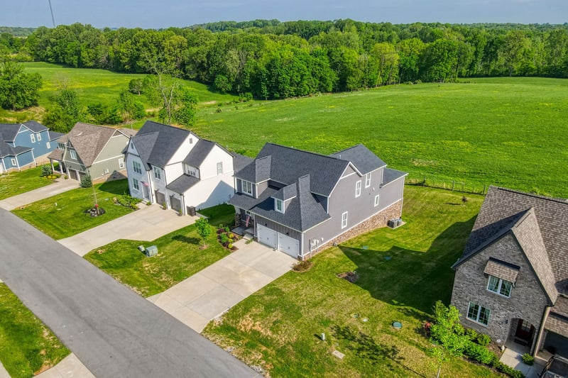 4487 Socata Ct, Cross Plains, TN 37049