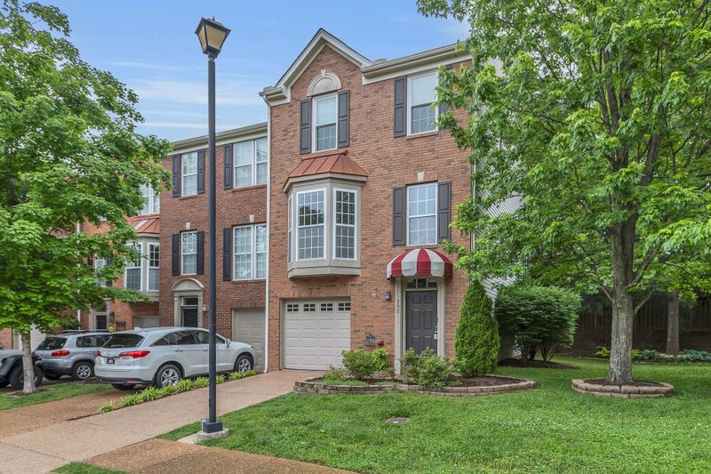 700 Huffine Manor Cir, Franklin, TN 37067