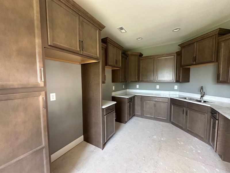 1941 Bluebird Dr, Pleasant View, TN 37146