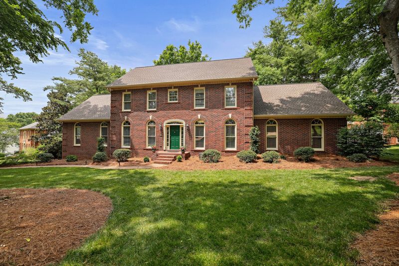 9326 Navaho Dr, Brentwood, TN 37027