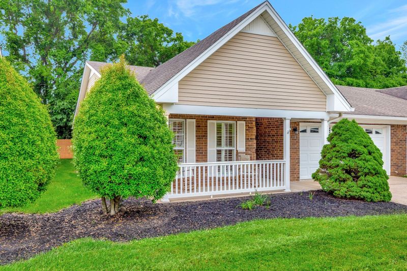 320 Forest Glen Cir, Murfreesboro, TN 37128